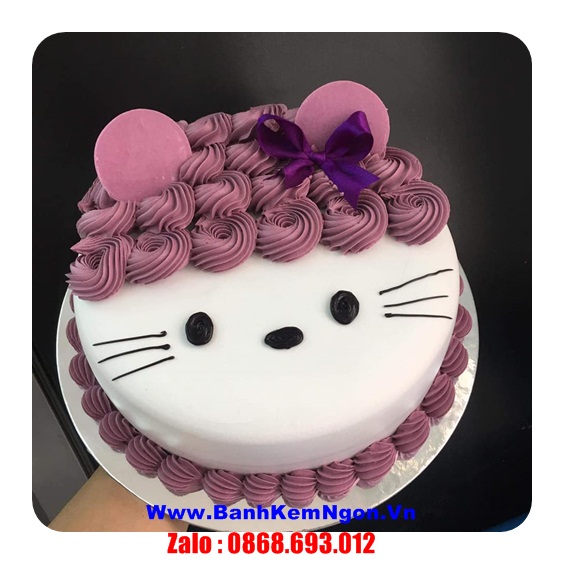 Đặt bánh kem ở Ngã Năm