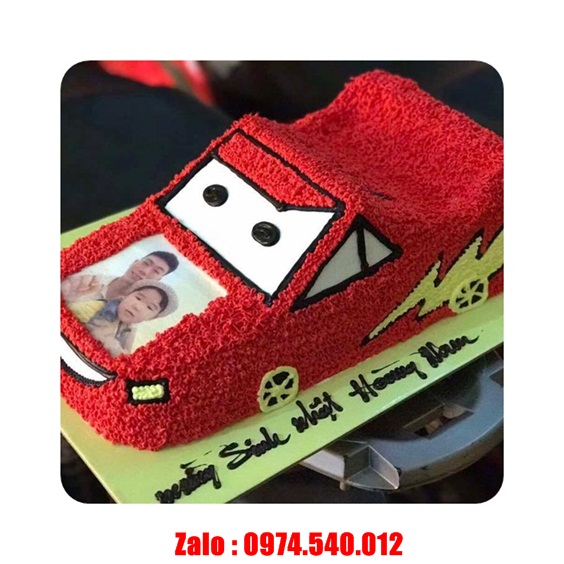 bánh kem in hình ô tô