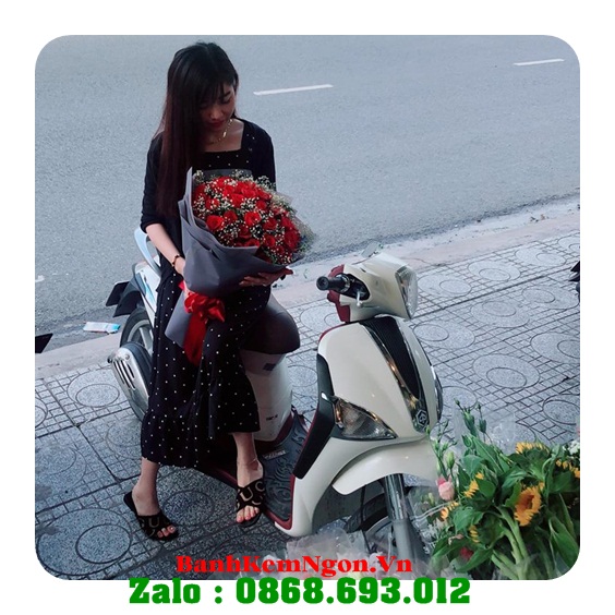 Hoa tuoi tan chau
